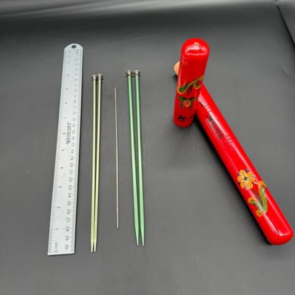 Vintage Norwegian Rosemaling Knitting Needle Case with Hero Needles